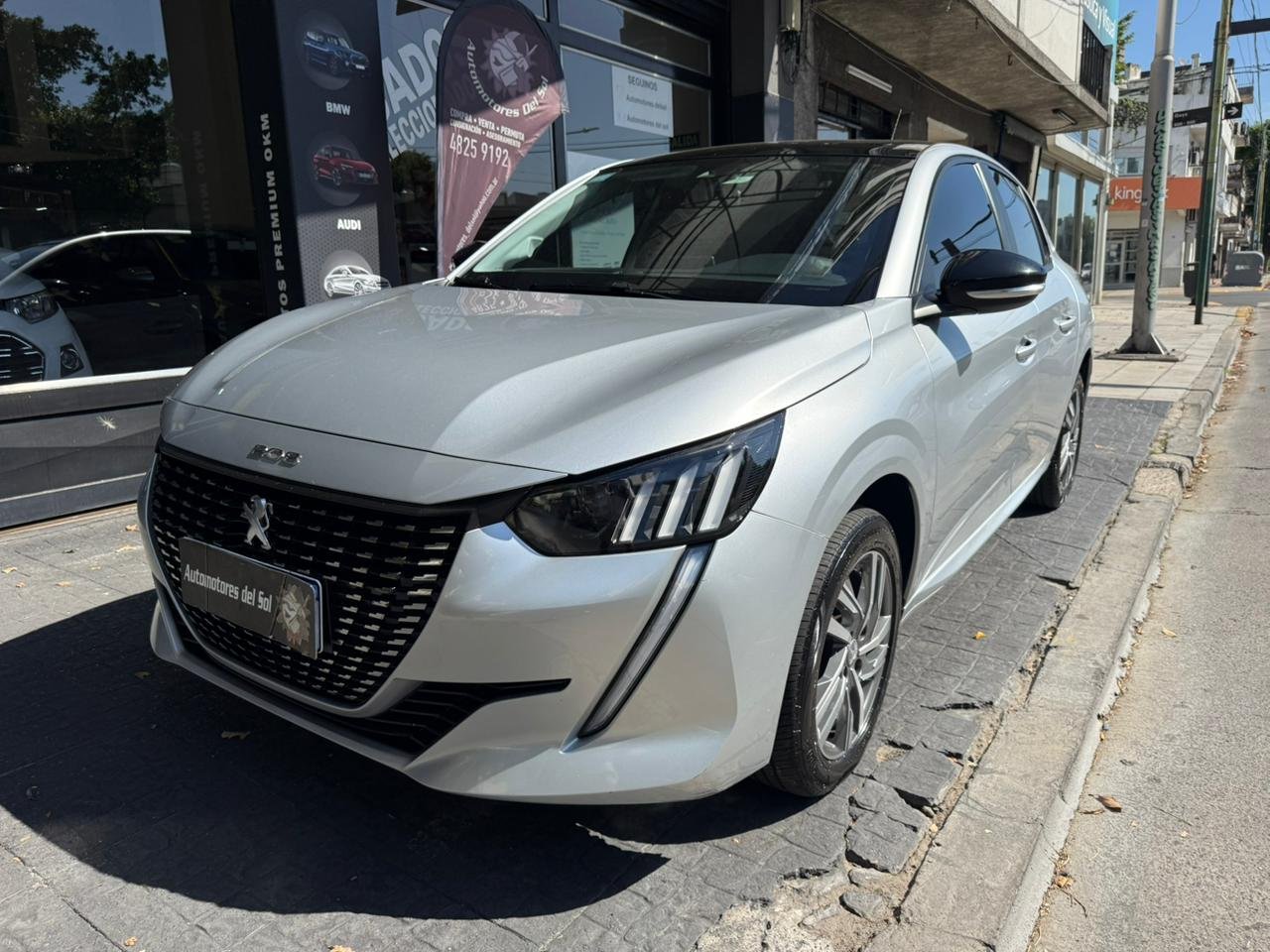 Peugeot 208 Feline